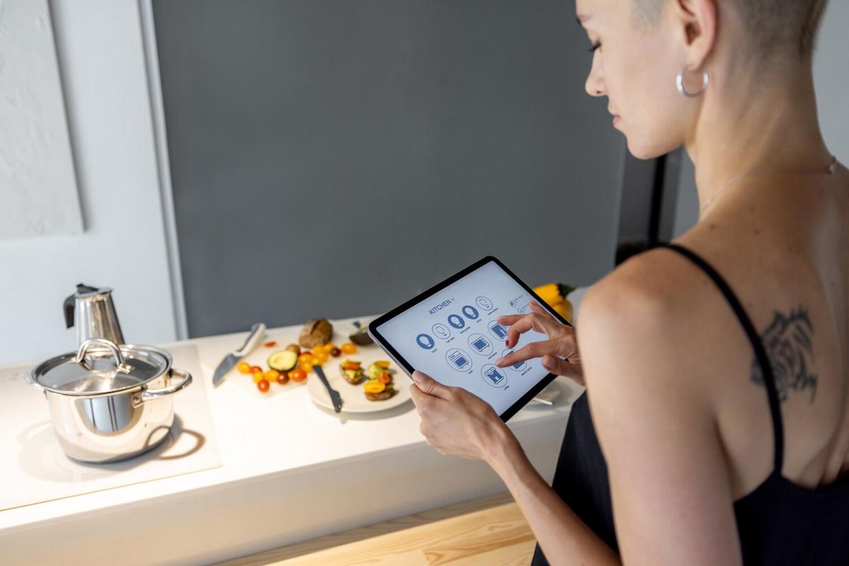 Top 5 Kitchen Gadgets That are Revolutionizing Home Cooking